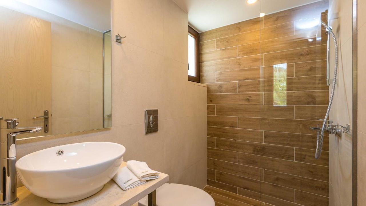 Villa Emilia I Luxury, Amazing Seaview, Next To The Town Kíssamos Dış mekan fotoğraf