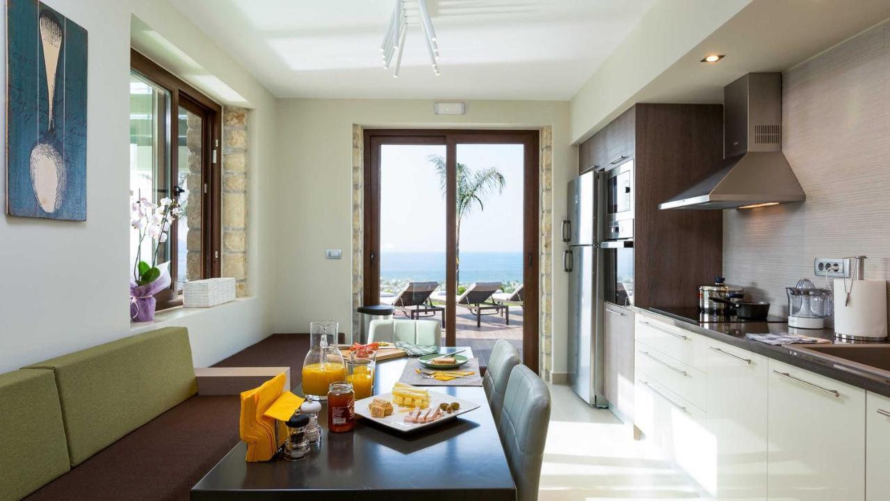 Villa Emilia I Luxury, Amazing Seaview, Next To The Town Kíssamos Dış mekan fotoğraf